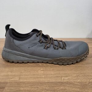 Columbia Men's Gray Trail Shoes